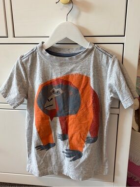 Tea Collection Arrange tang Graphic Tee Size 5